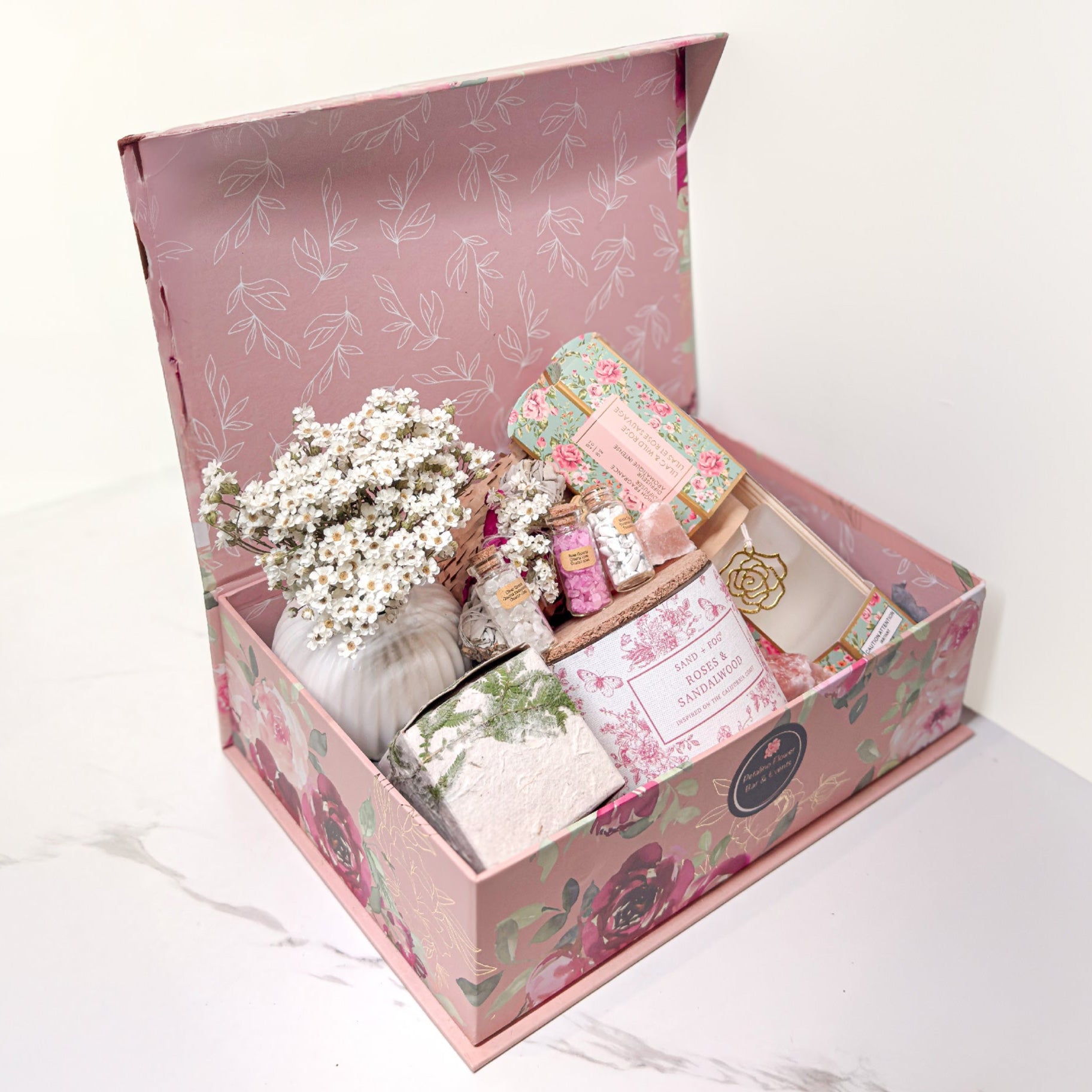 Roses & Sandalwood Ritual Gift Box
