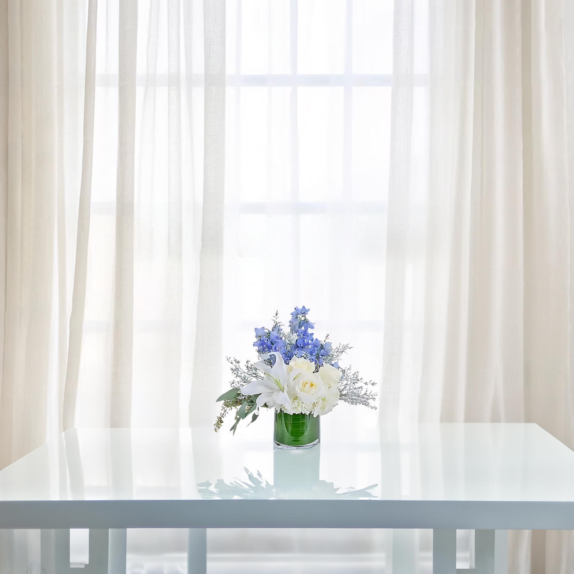 WB-678-LUCIANA-Vase-Arrangement