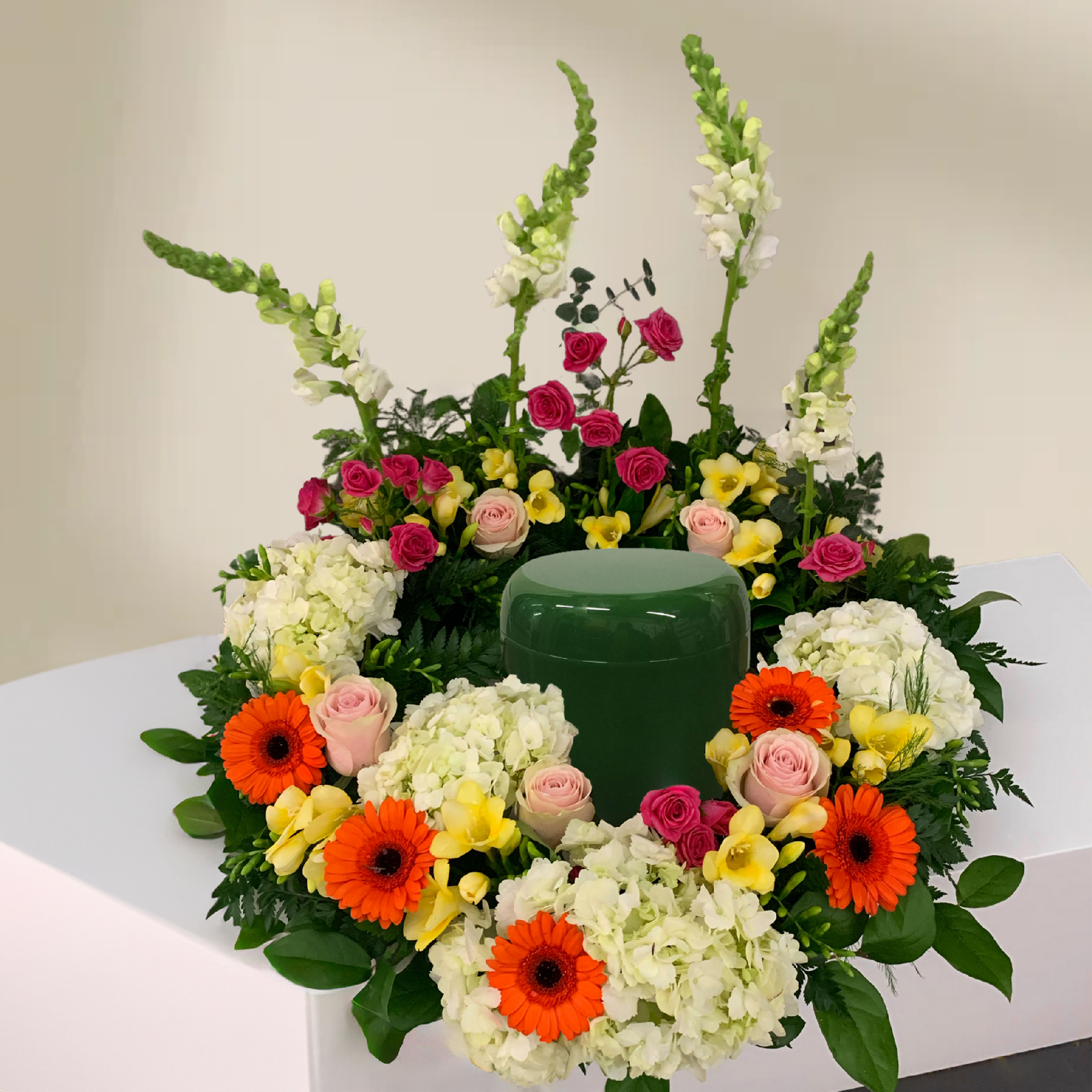 WC-896-SPERANZA-Funeral-Urn-Spray