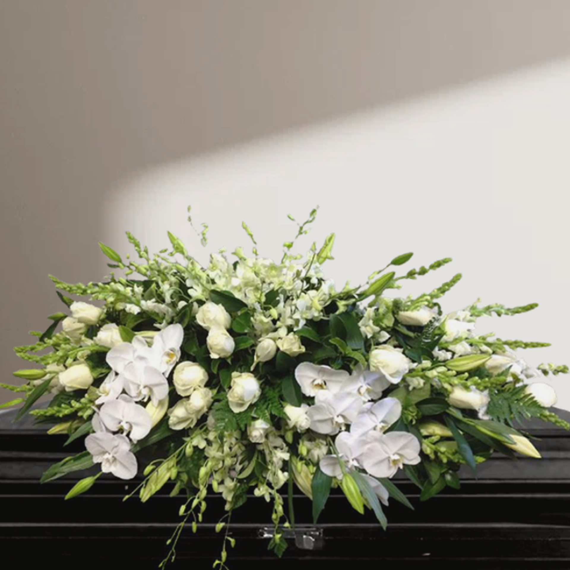 WW-351-PHEME-Funeral-Casket-Spray