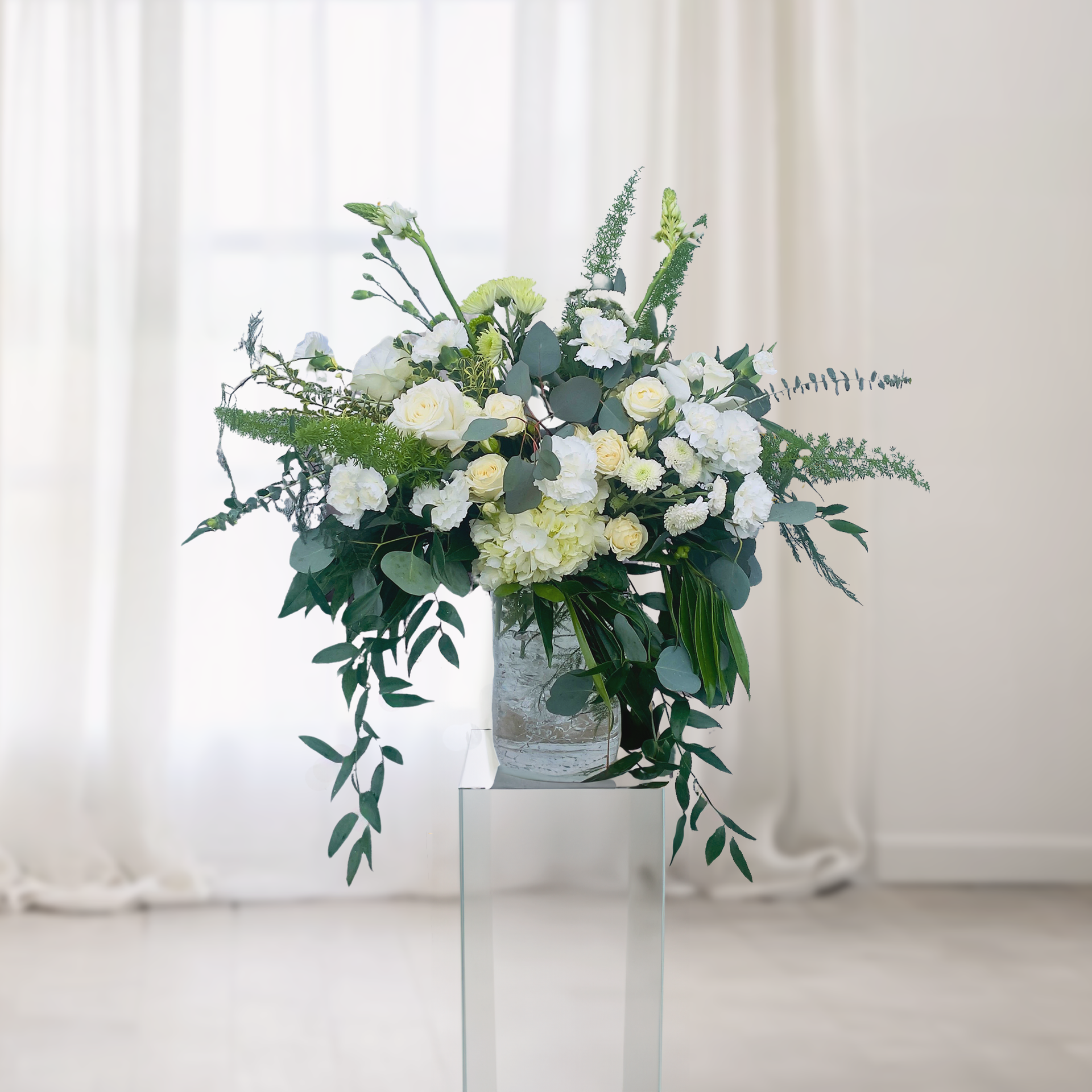 WW-382-HYGEA-Vase-Arrangement