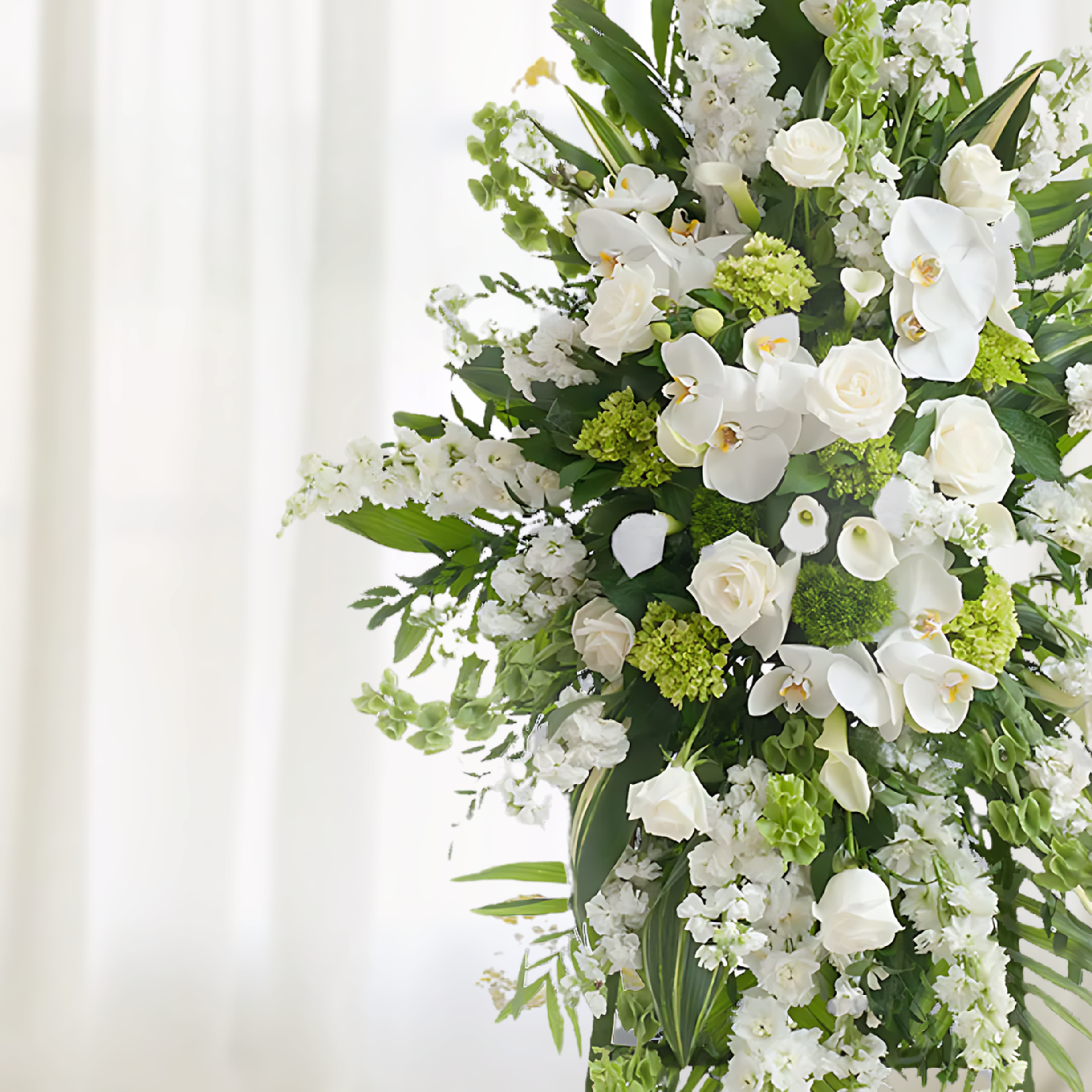 WW-386-LUCIA-Funeral-Standing-Spray