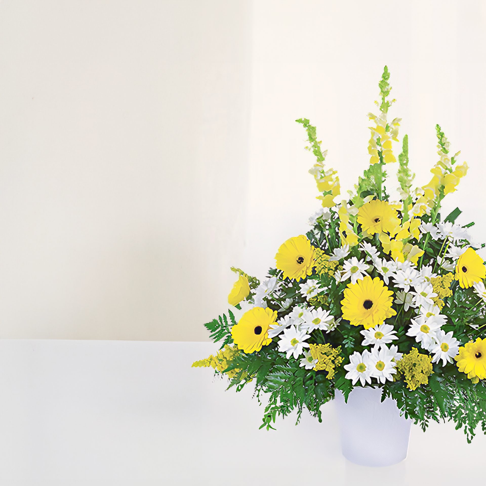 WY-781-OTIS-Vase-Arrangement