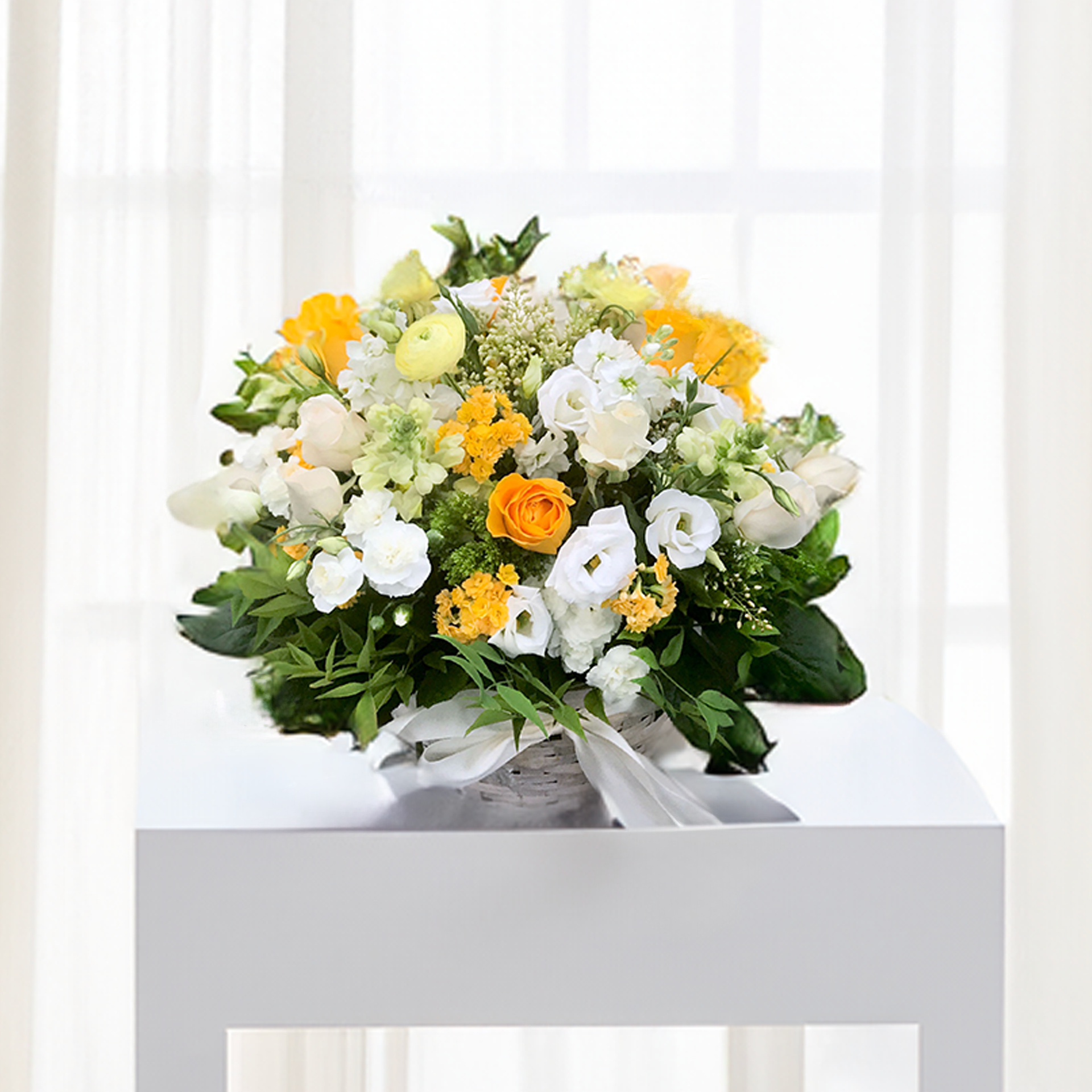 WY-784-CARMINE II-Basket-Arrangement