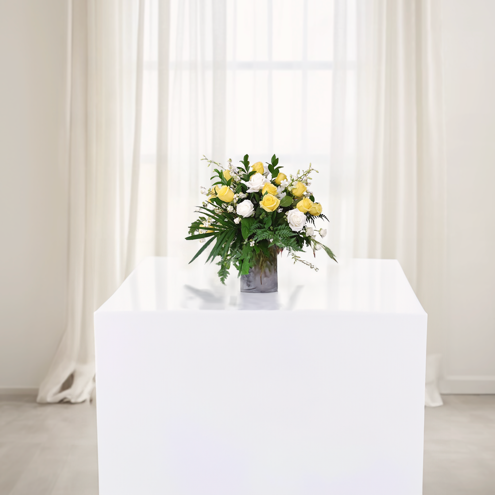 WY-785-ELIO-Vase-Arrangement