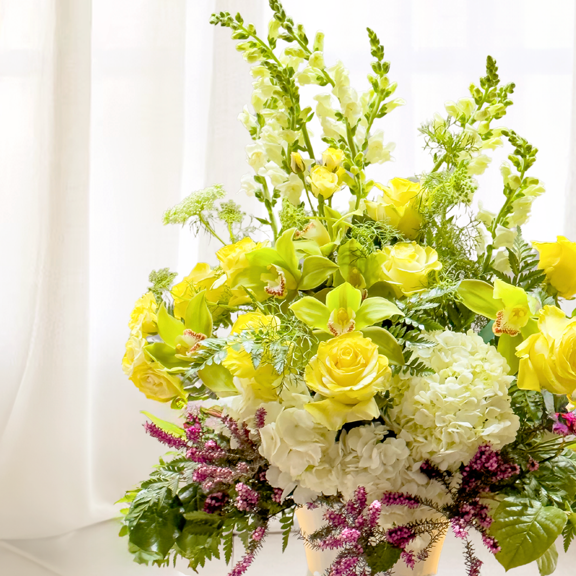 WY-797-VITA-Flower-Arrangement