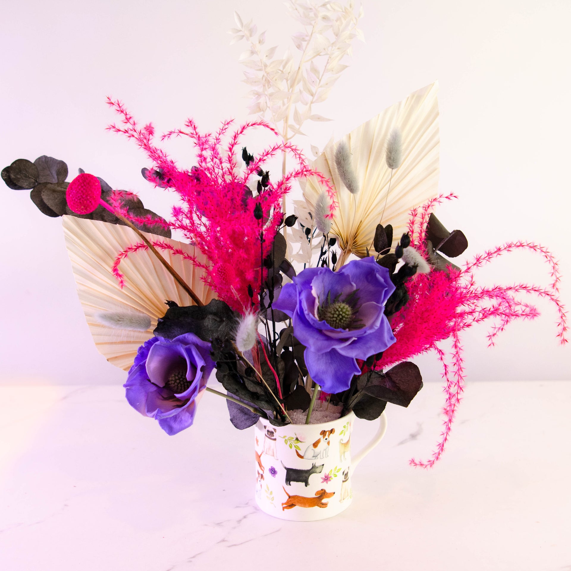 PET-123-IN LOVING PAWS-Dried Flowers Centerpiece