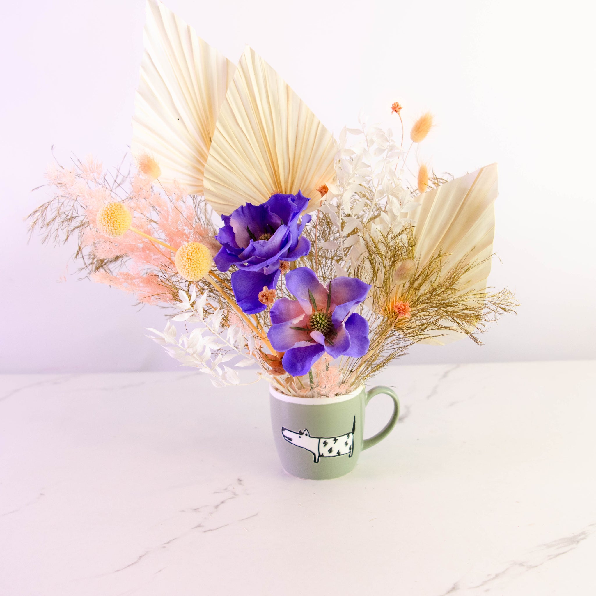 PET-122-EVERLASTING PAW PRINTS-Dried Flowers Centerpiece
