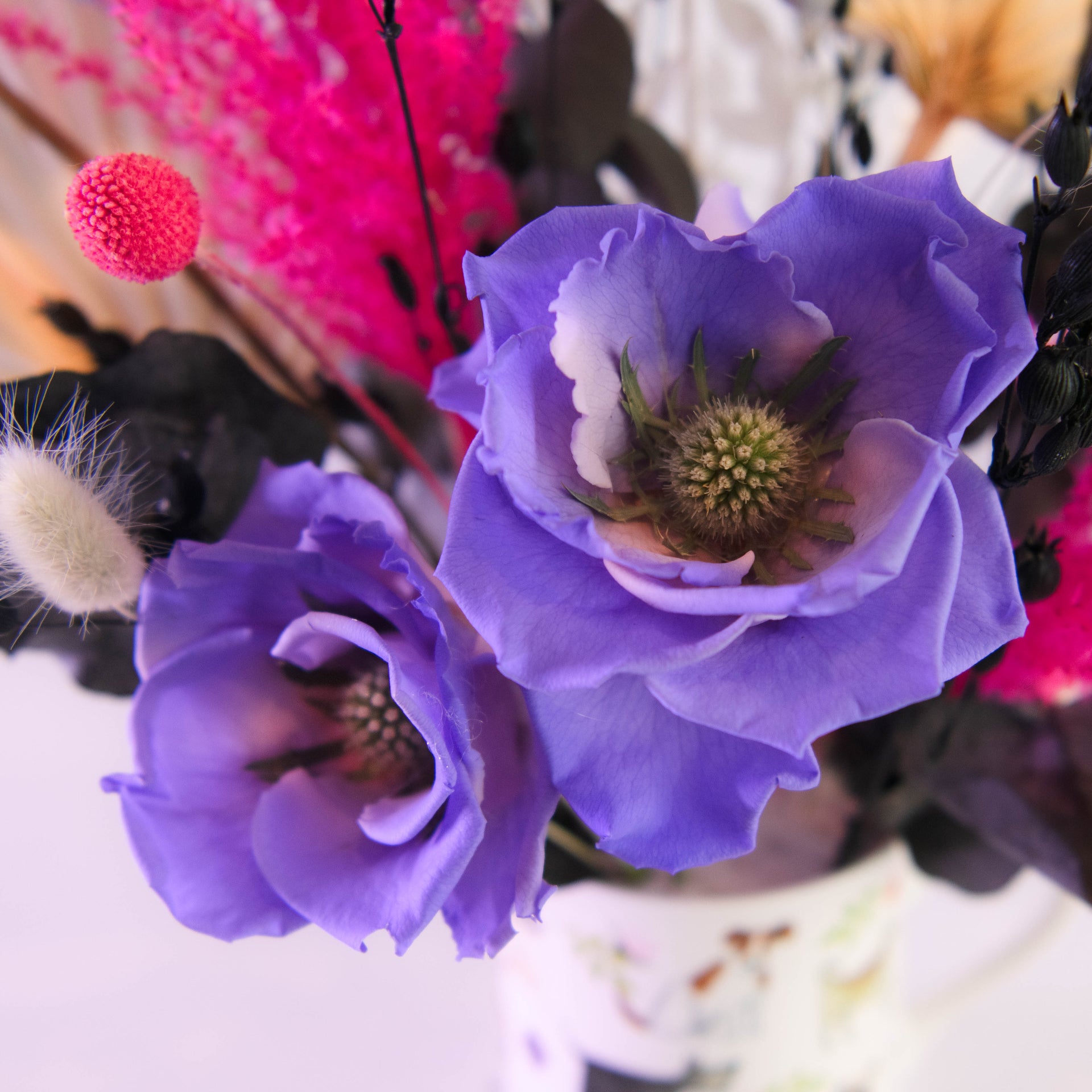 PET-123-IN LOVING PAWS-Dried Flowers Centerpiece
