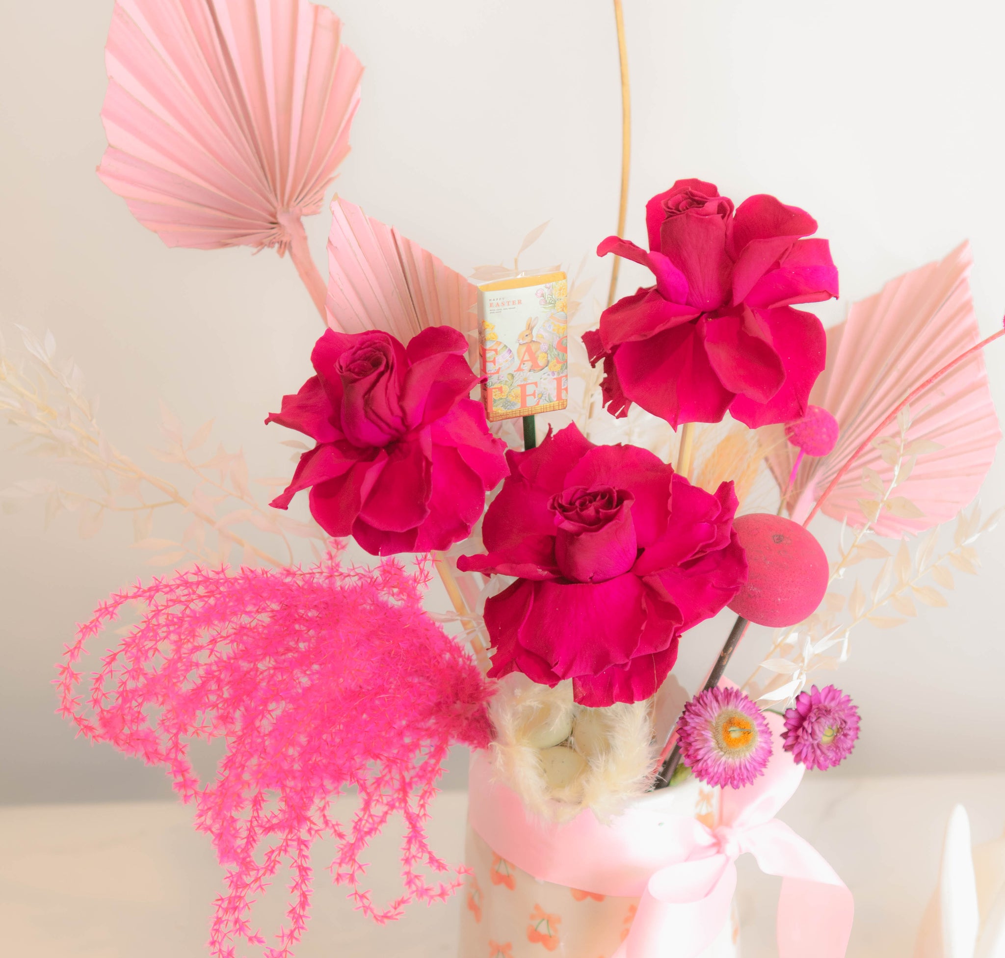 PDRY-111-MOTHER'S DAY  ROSE WHISPERS-Dried Flower Centrepiece