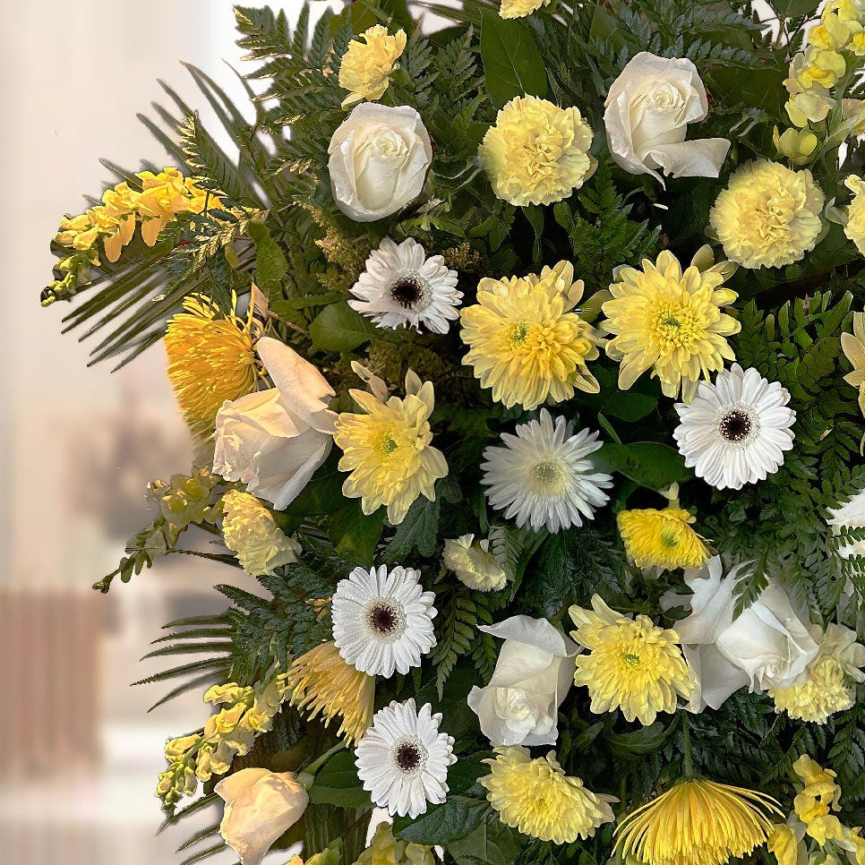 WY-800-MATHIAS-Funeral-Standing-Spray