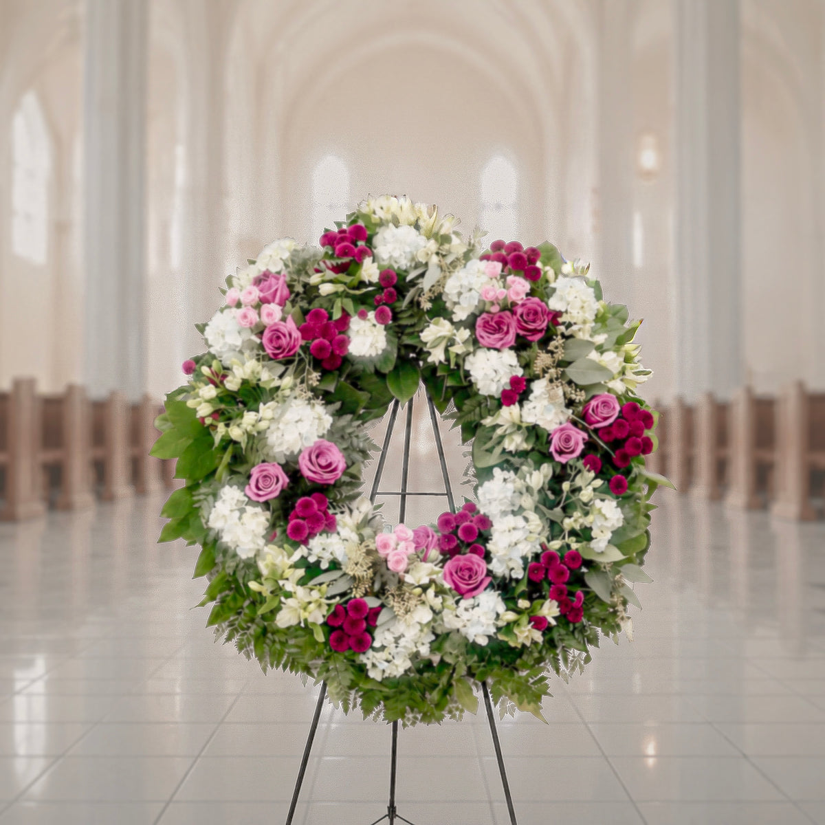 WB-703-AISLIN-Funeral-Round-Wreath-Spray
