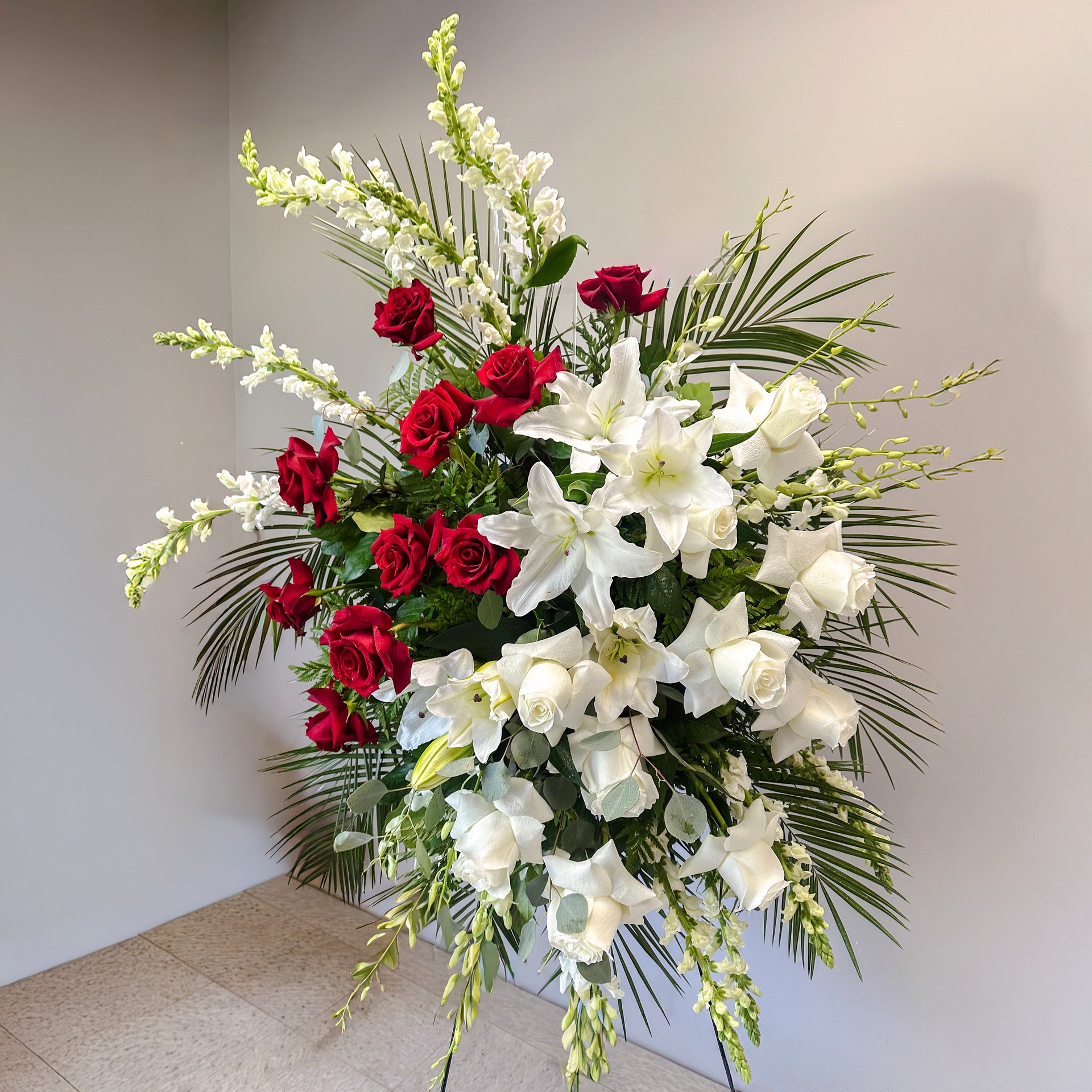 WR-486-MARCIA-Funeral-Standing-Spray