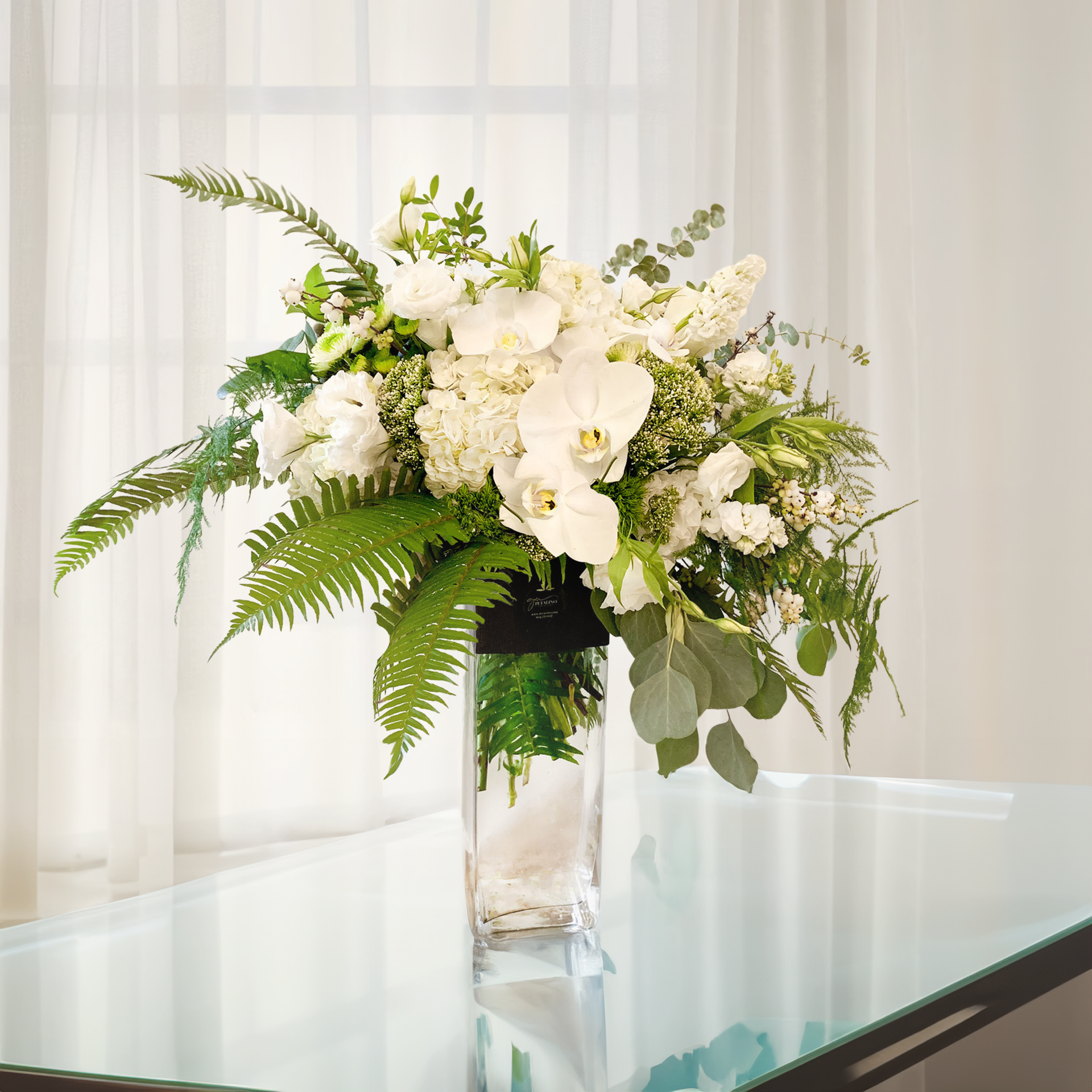 WW-354-SNOW-Vase-Arrangement
