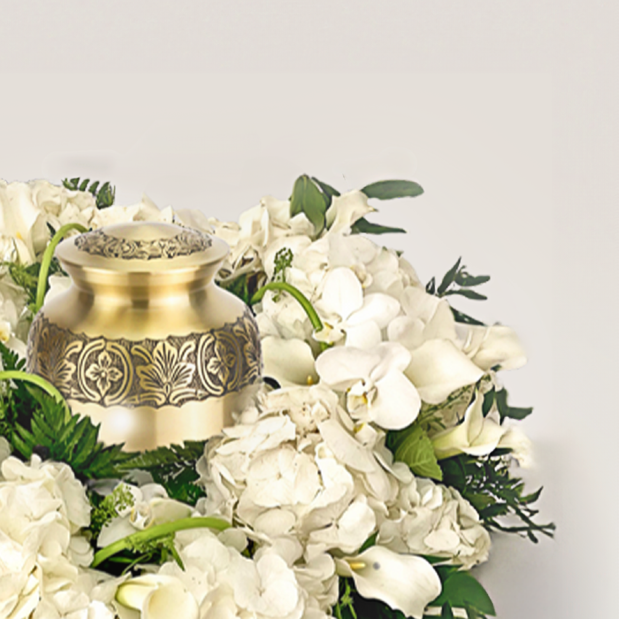 WW-385-MONA-Funeral-Urn-Wreath