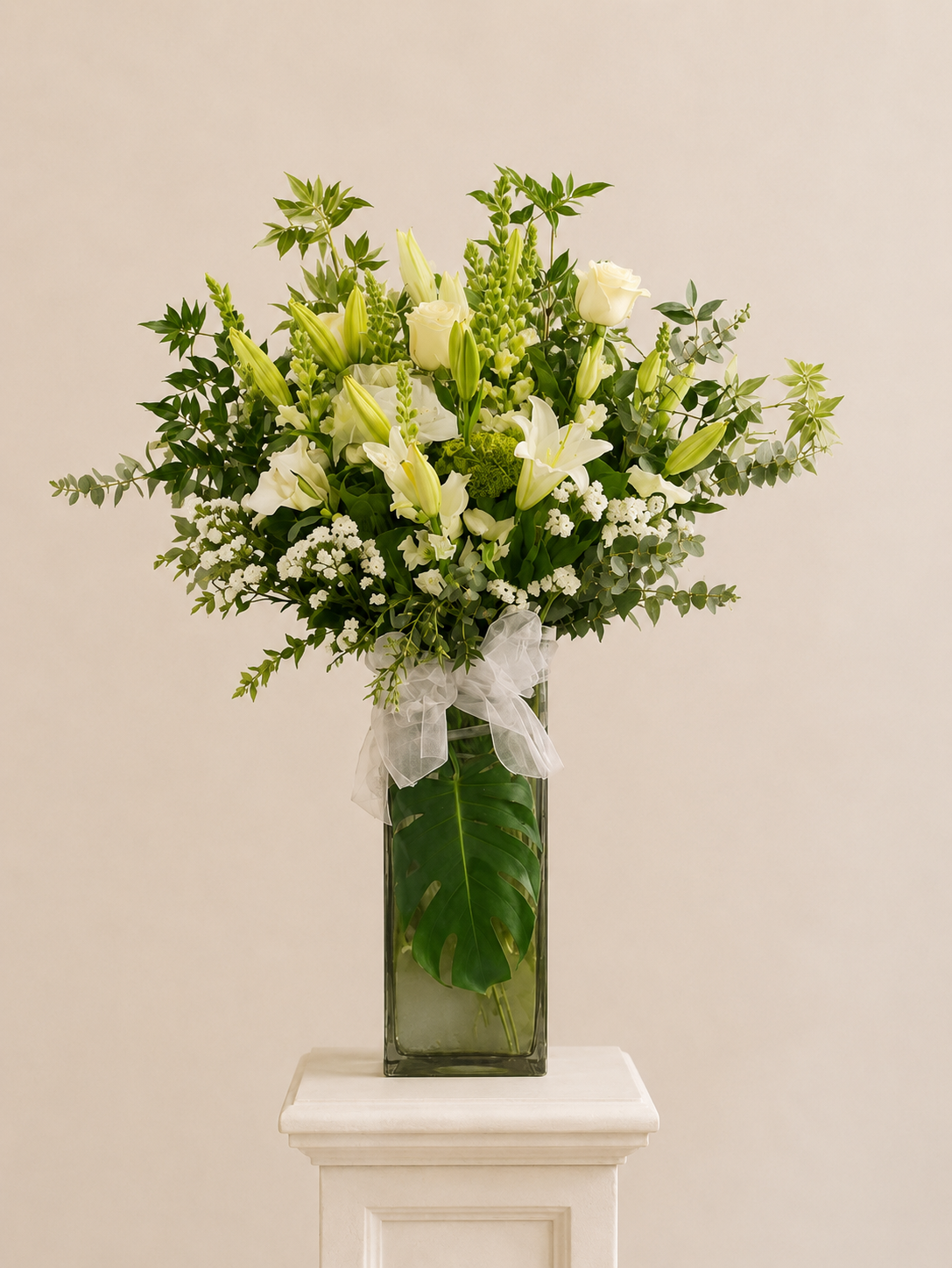 WW-387-OMY-Vase Arrangement